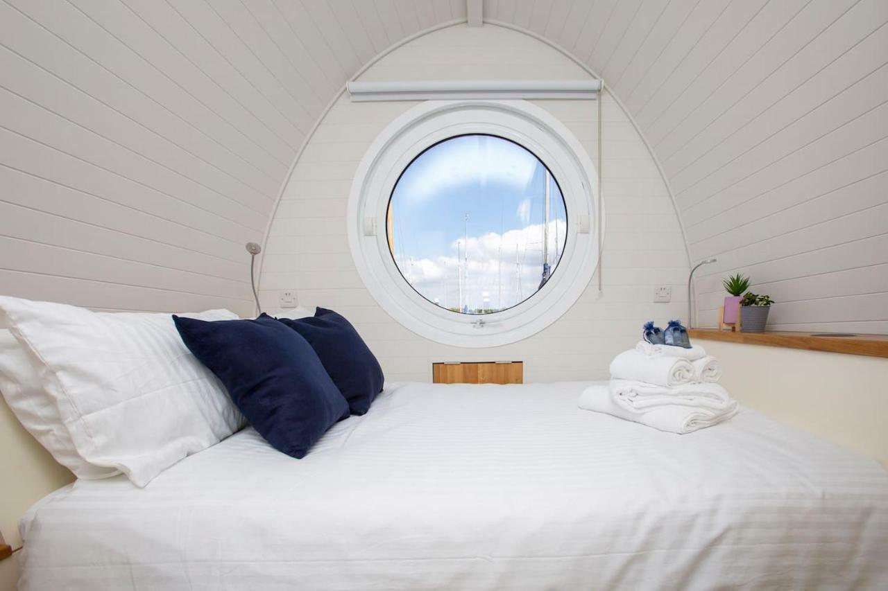 Sea Breeze Ark 900 Otel Emsworth Dış mekan fotoğraf