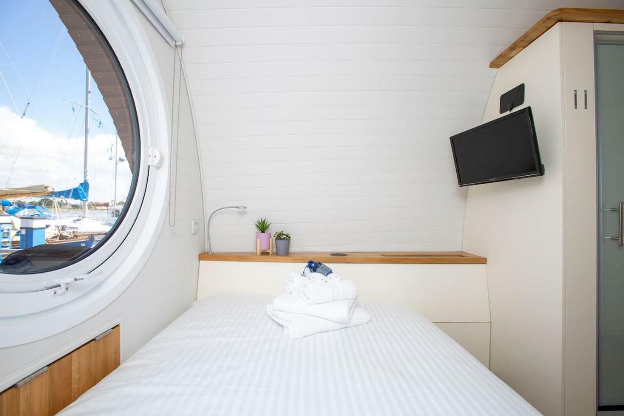Sea Breeze Ark 900 Otel Emsworth Dış mekan fotoğraf