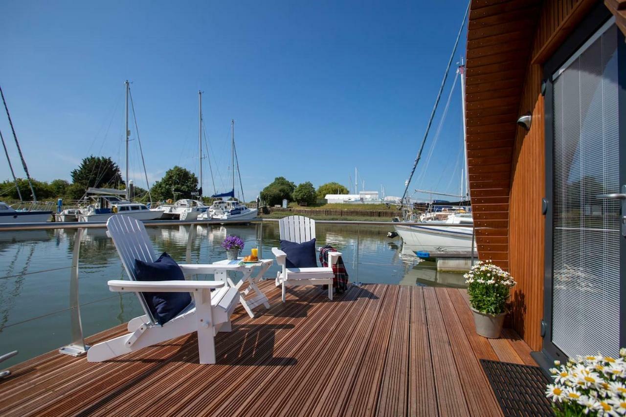 Sea Breeze Ark 900 Otel Emsworth Dış mekan fotoğraf